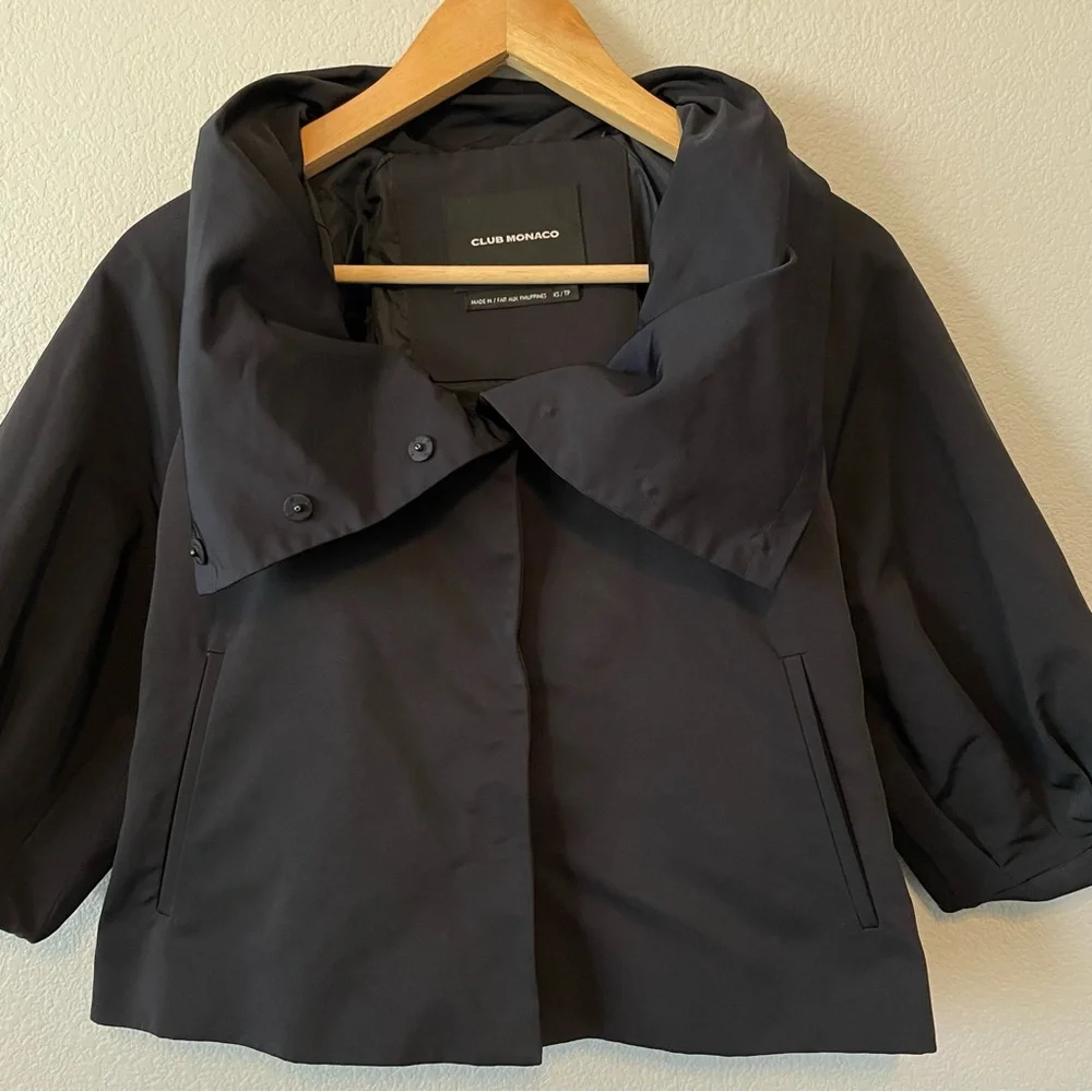 Club Monaco Cropped Puff Sleeve Nylon Cape Style Jacket